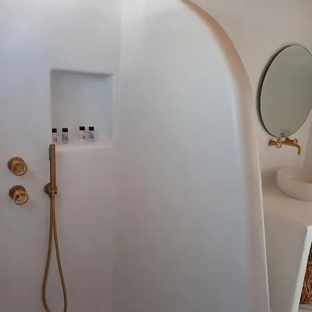 Pyrgos Apartahotel 3*