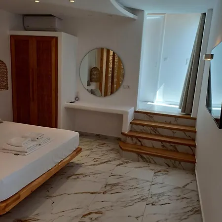 Pyrgos Apartahotel