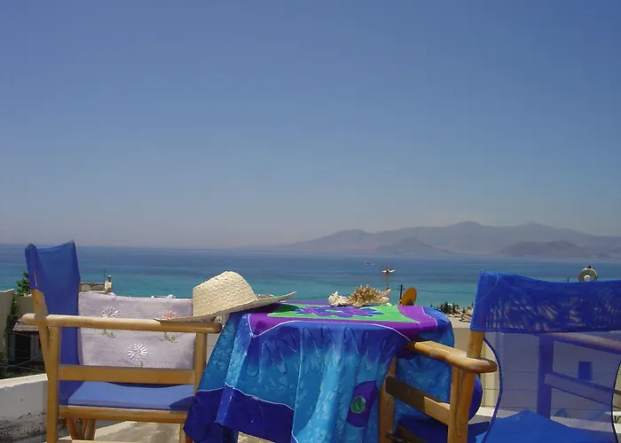 Aparthotel Pyrgos 3*